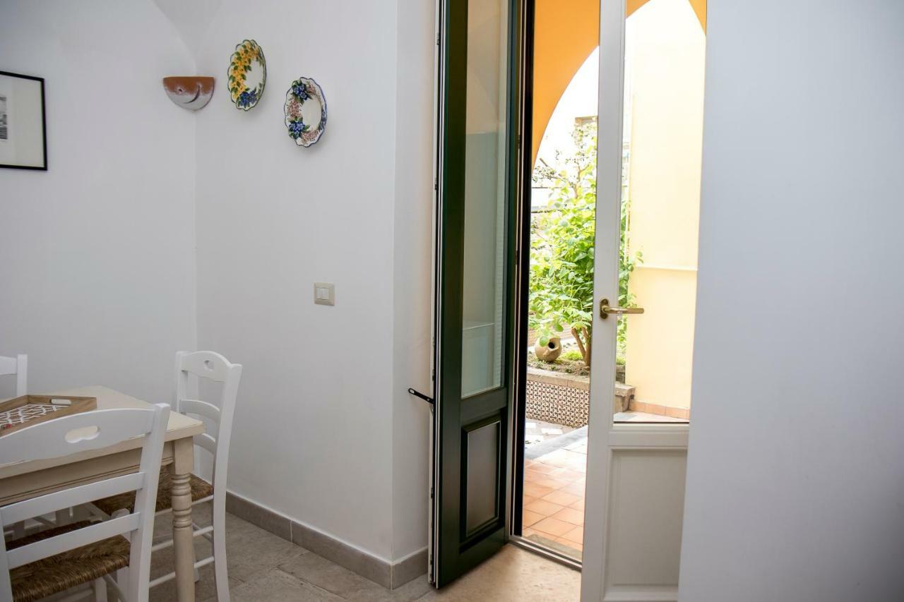 Casetta Fuoro Guest House Sorrento Exterior photo